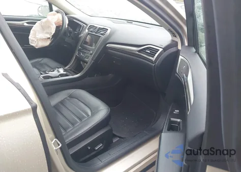 2018 Ford Fusion Se z USA, uszkodzony, nr VIN 3FA6P0T90JR112823